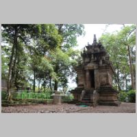 Indonesia, Candi Cangkuang, 8th century Shivaist Hindu temple, located in Leles, Garut Regency, West Java, photo Gunawan Kartapranata, Wikipedia.jpg